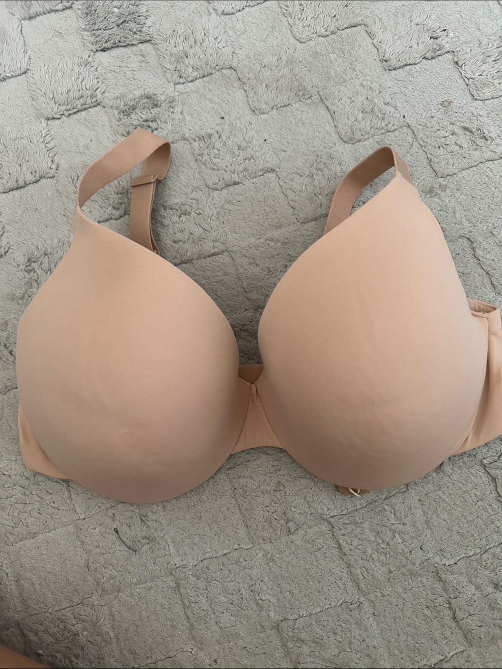 Skims smoothie, intimate, full coverage lightly lined bra
